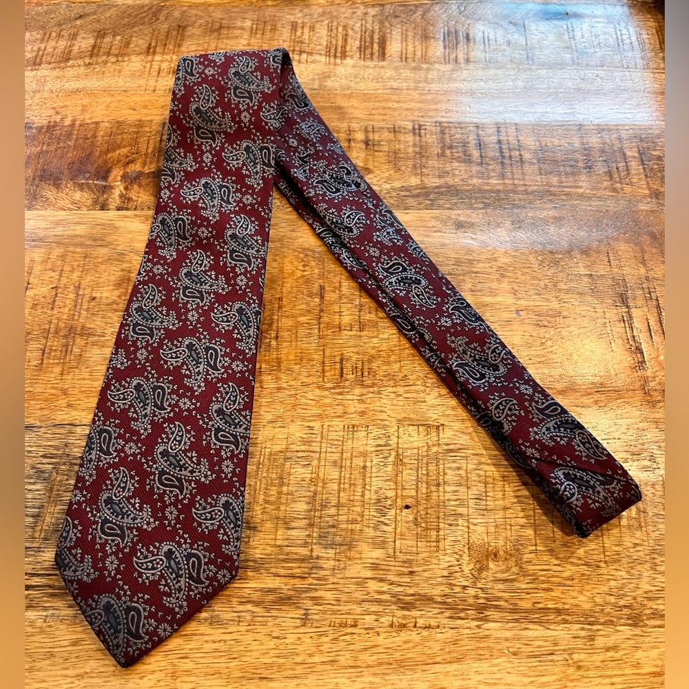 Burberrys Of London Burberry Paisley Silk Tie